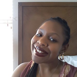 Meet your Posher, Kendra